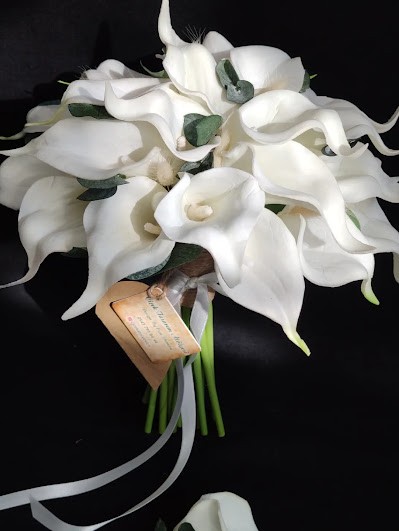 Gala Buketi, Islak Dokulu Beyaz Gala Gelin Çiçeği